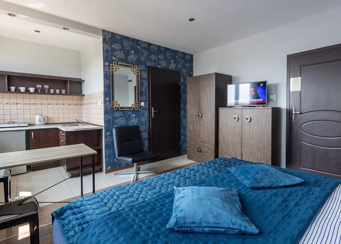 Komfort Aparthotel 3*