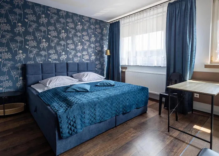 Aparthotel Komfort 3*