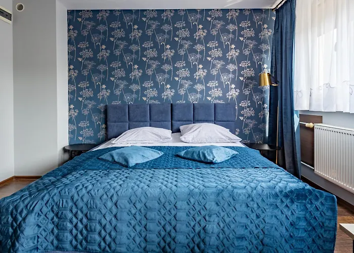 Komfort Aparthotel 3*