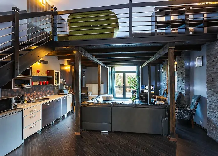 מלון דירות Komfort צ'סטוצ'ובה