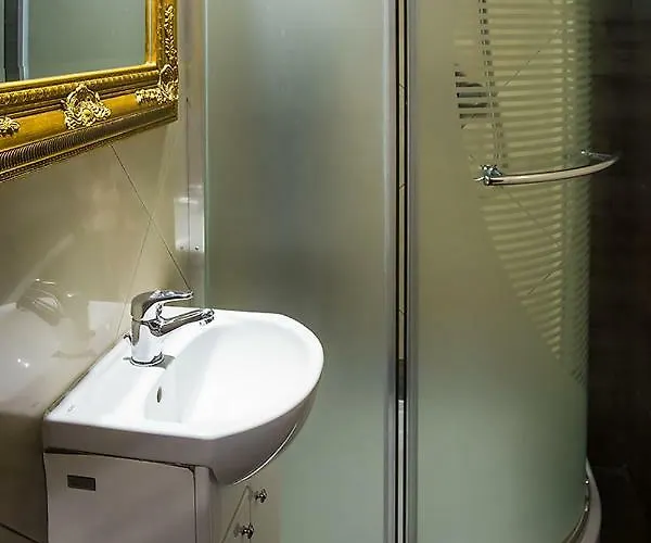 Aparthotel Komfort Čenstochová